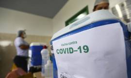 COVID-19: Vacinação inclui pessoas de 38 e 39 anos